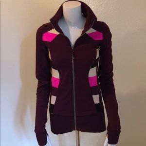 Lululemon Define jacket size 4maroon & multi
